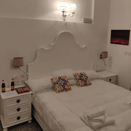 214 Boutique 4*