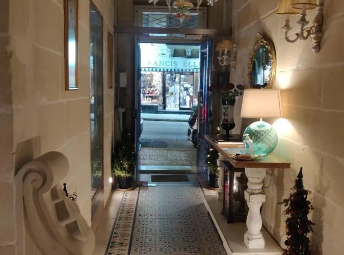 214 Boutique Oda ve Kahvaltı Hamrun
